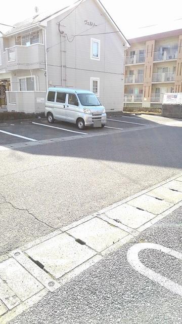 トイレ　駐車場