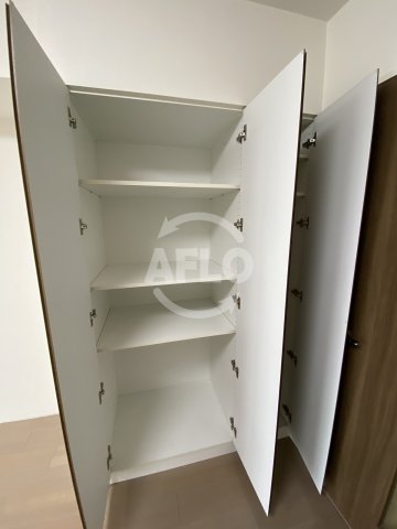 収納　エルヴェ東天満　クローゼット