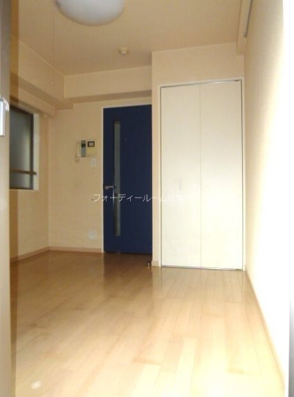 居室・リビング　★《見学予約受付中》当店では契約金がクレジット決済可能です★