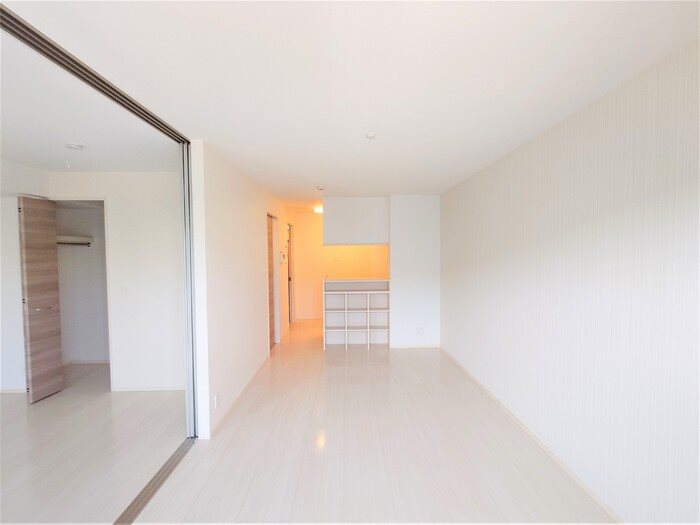 居室・リビング　明るいお部屋です。