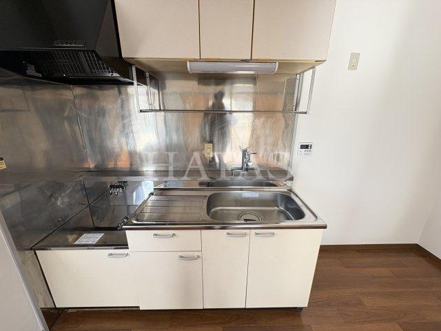 キッチン　同物件別部屋です。