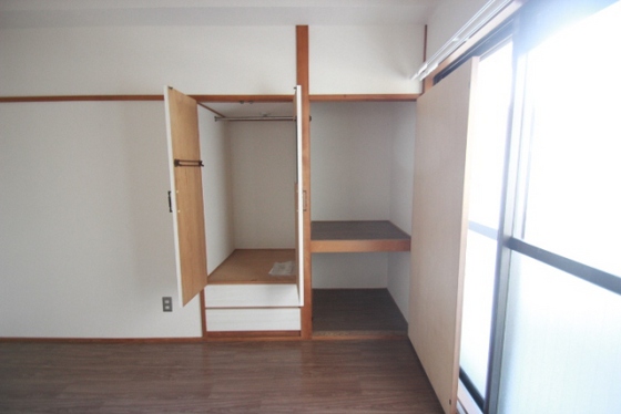収納　※別部屋の写真です
