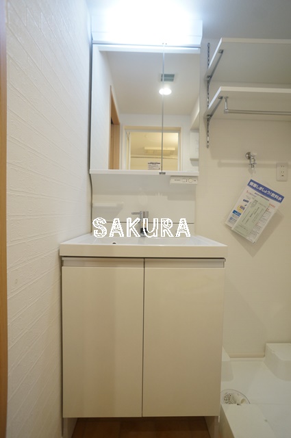 洗面設備　忙しい朝には欠かせない洗面所です♪