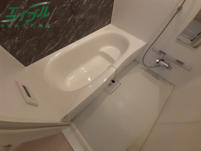 バス・シャワールーム　同型参考写真