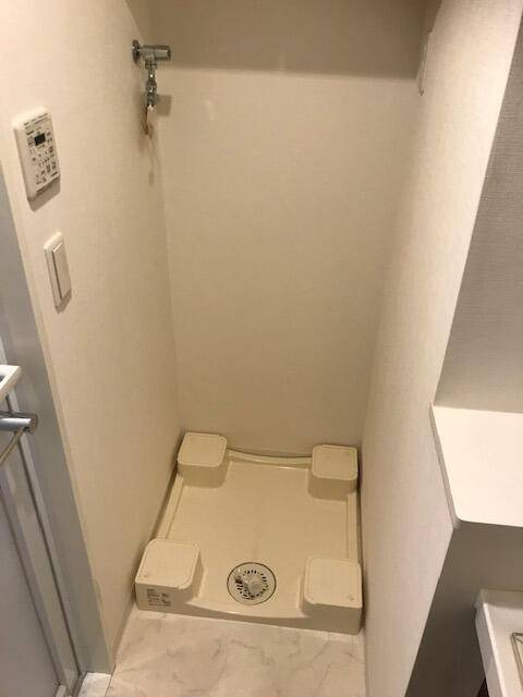 その他　室内洗濯機置場です