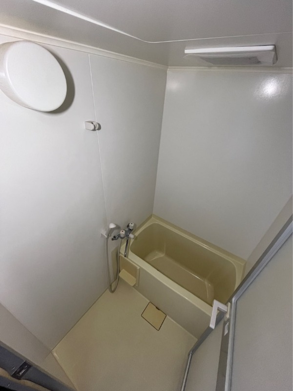 バス・シャワールーム　別部屋参考写真