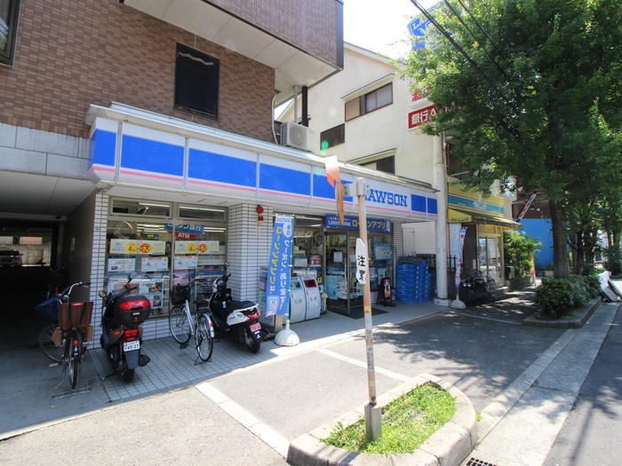コンビニ　ローソン（コンビニ）まで310m