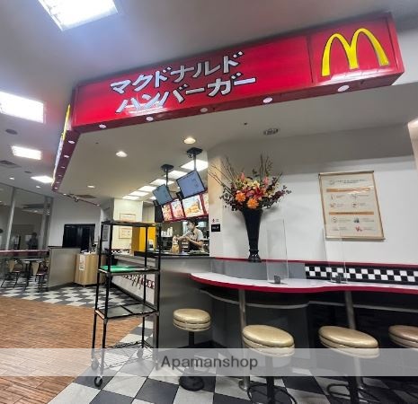 飲食店　マクドナルド芝浦シーバンス店（飲食店）まで645m
