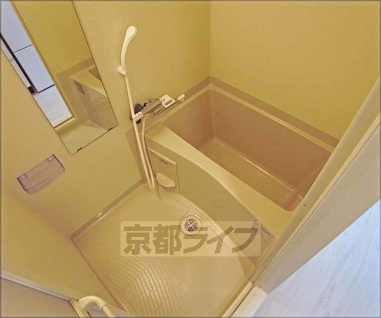 バス・シャワールーム　バスです
