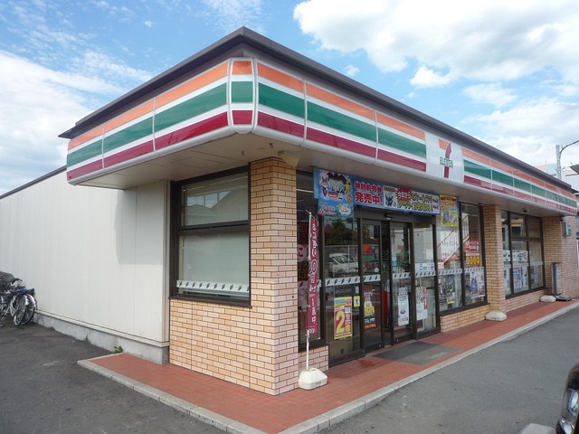 コンビニ　セブンイレブン久喜栗原2丁目店（コンビニ）まで456m