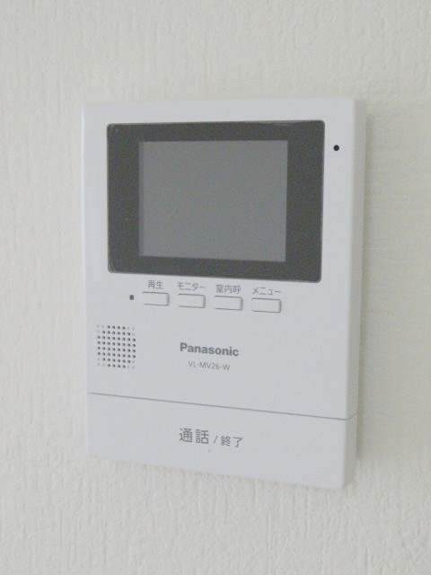 セキュリティ　来客の顔が見えて安心！TVモニターホン付きです♪