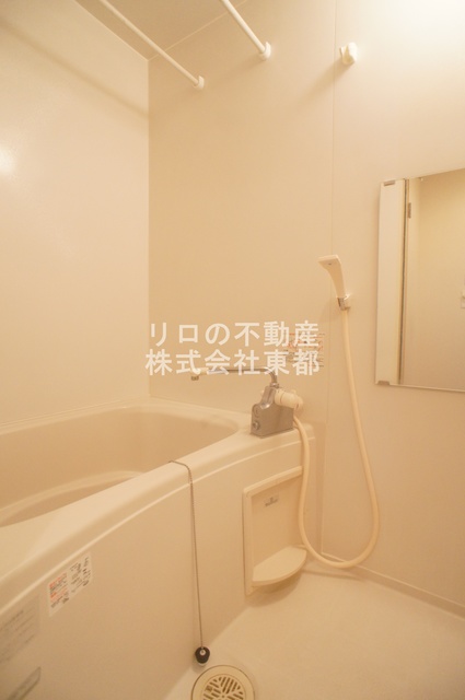 バス・シャワールーム　花粉・梅雨の時期にオススメの浴室乾燥機付きバスルームです♪