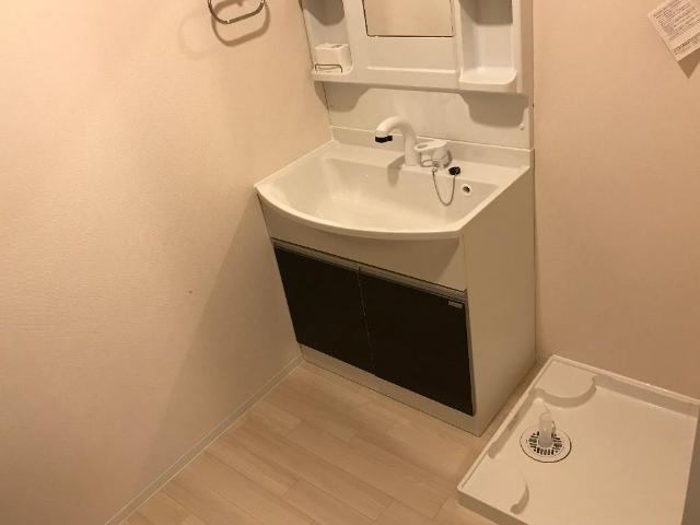 洗面設備　洗髪洗面化粧台