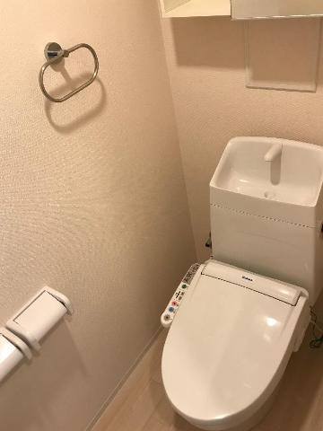 トイレ　シャワー付トイレ