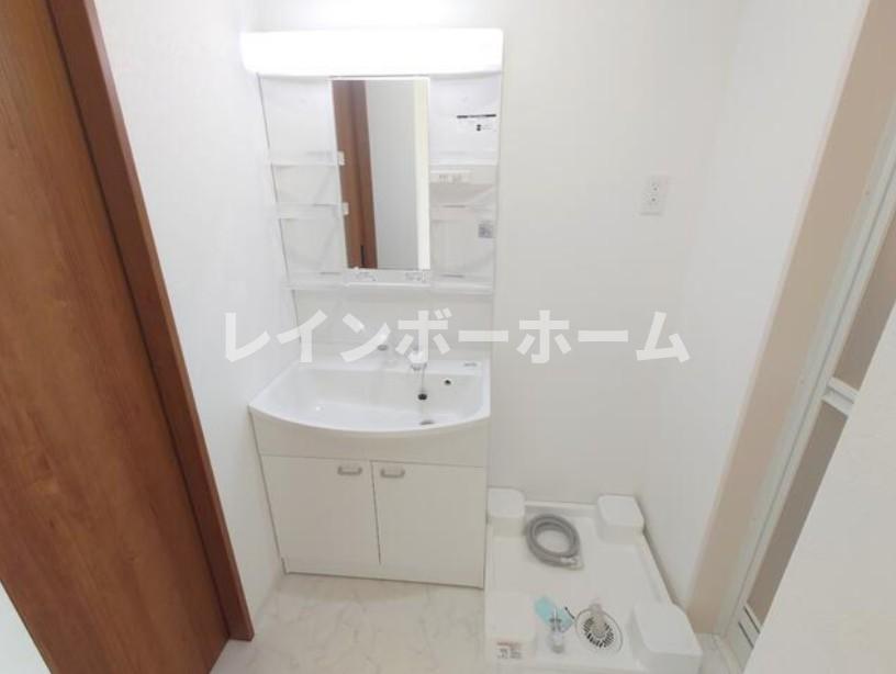 洗面設備　忙しい朝には欠かせない洗面所です