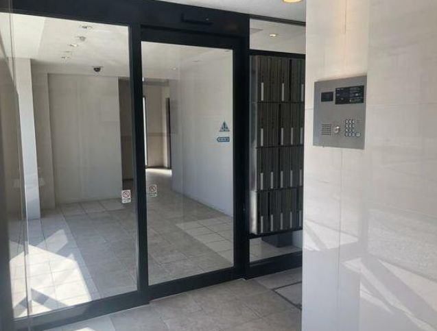 エントランス　弊社は都内全域の物件をご紹介可能です！