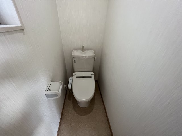 トイレ　温水洗浄便座付きでおすすめ！