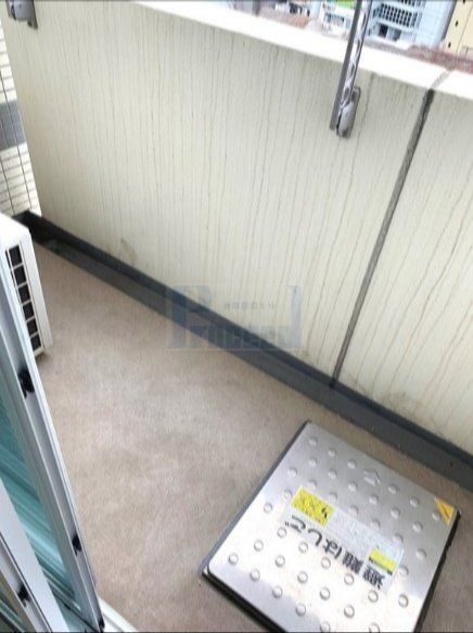 バルコニー　うれしいバルコニー付き！