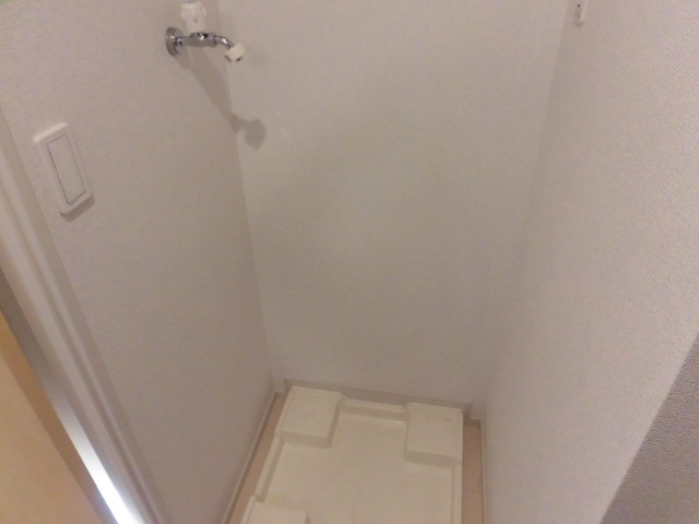 その他設備　室内洗濯機置き場。