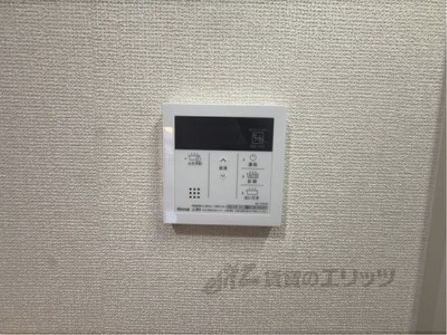 その他設備　給湯器リモコン