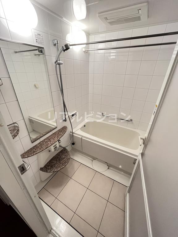 バス・シャワールーム　他部屋参考写真