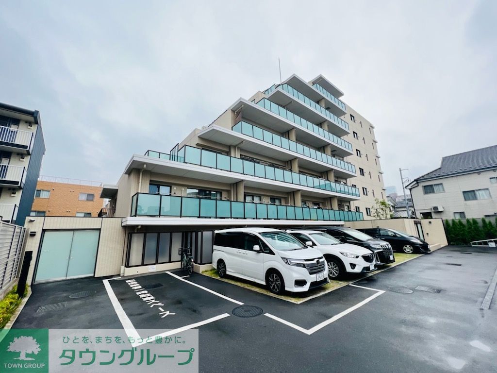 建物外観　駐車