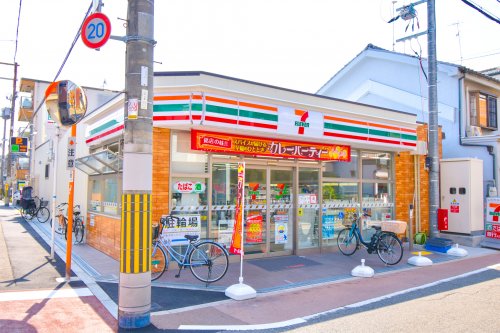 コンビニ　セブンイレブン大阪安立2丁目店（コンビニ）まで192m