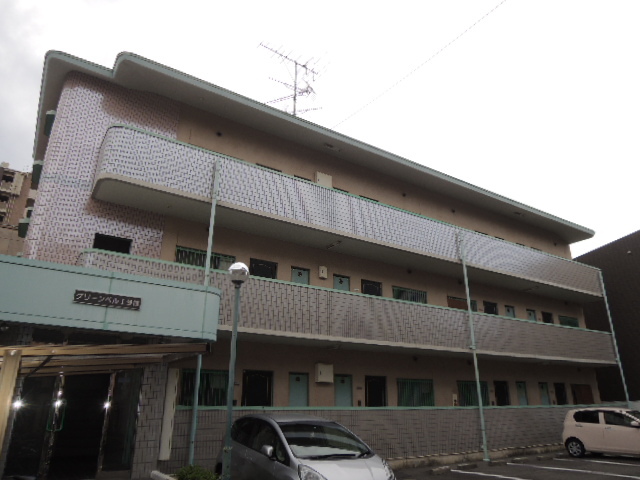 建物外観　西大路駅まで徒歩８分のファミリー物件です。