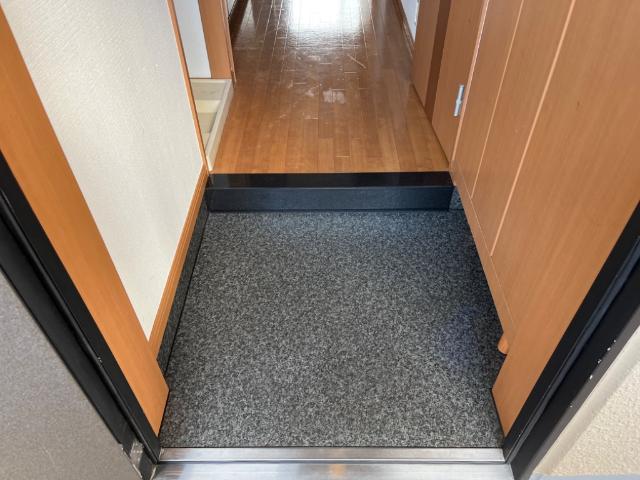 玄関　玄関
