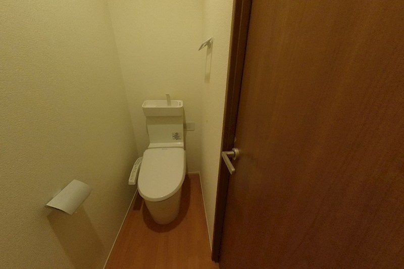 トイレ　現況優先