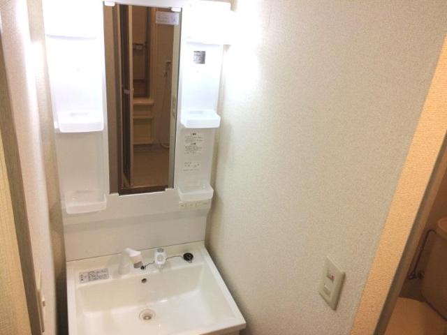 洗面設備　洗髪洗面化粧台