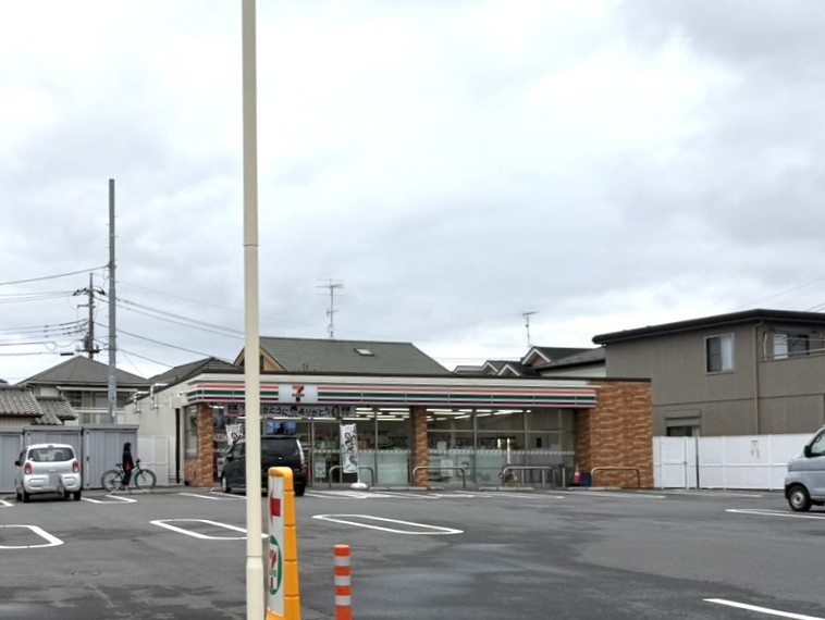 コンビニ　セブンイレブンさいたま南中野北店（コンビニ）まで345m