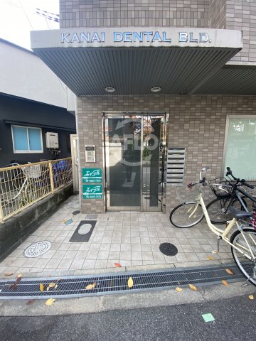 エントランス　KANAI　DENTAL　BLD  エントランス