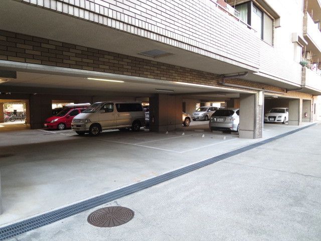 駐車場　☆駐車場☆