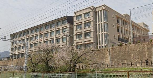 小学校　神戸市立御影北小学校（小学校）まで380m