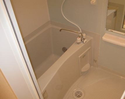 バス・シャワールーム　※同物件、別部屋になります。