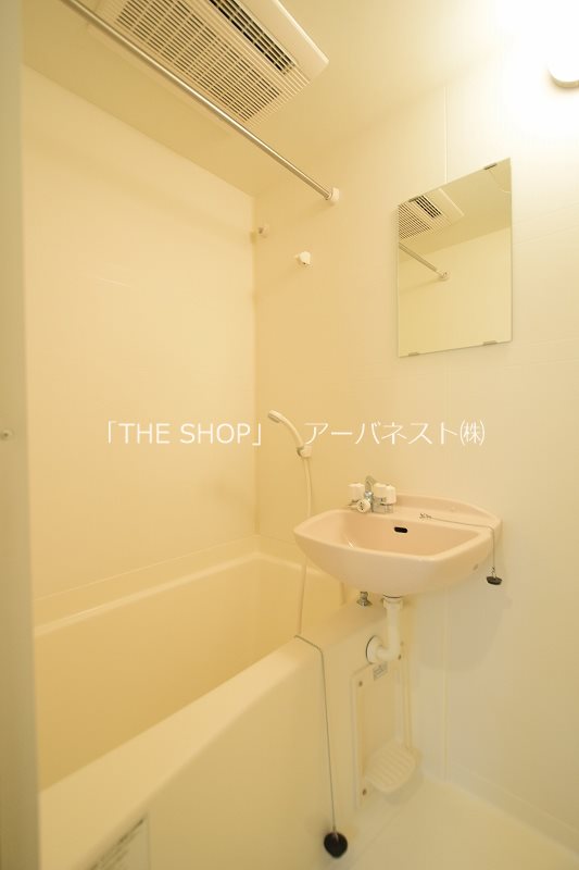 バス・シャワールーム　浴室乾燥機