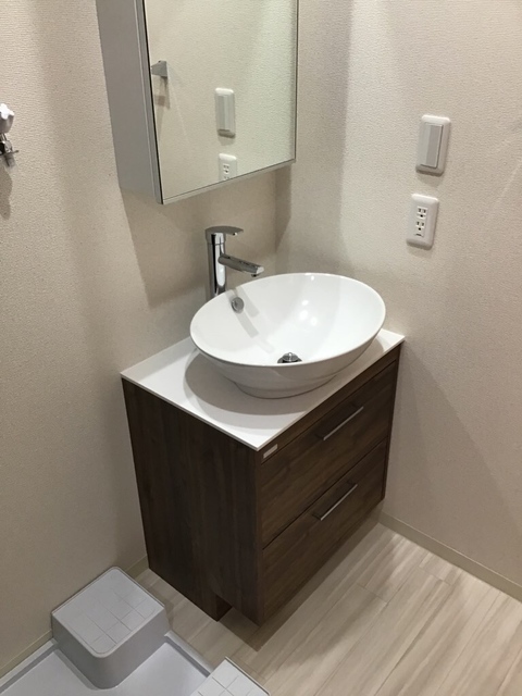 洗面設備　同仕様