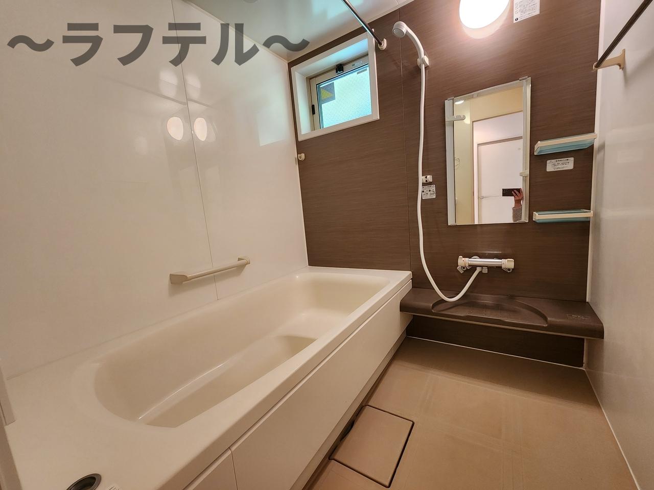 バス・シャワールーム　別部屋イメージ写真