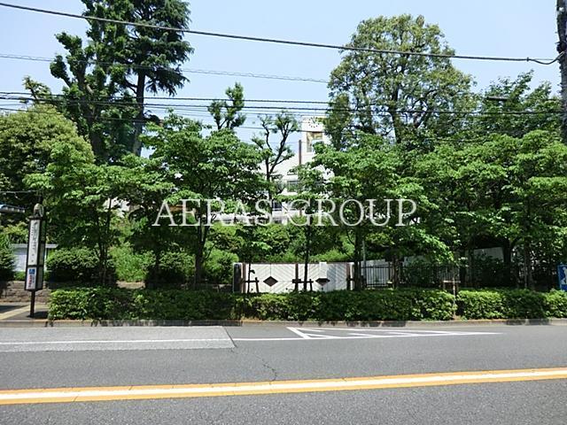 小学校　新宿区立余丁町小学校（小学校）まで454m