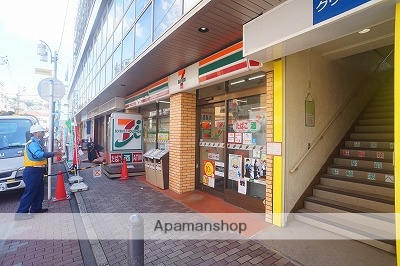 コンビニ　セブンイレブン（コンビニ）まで374m