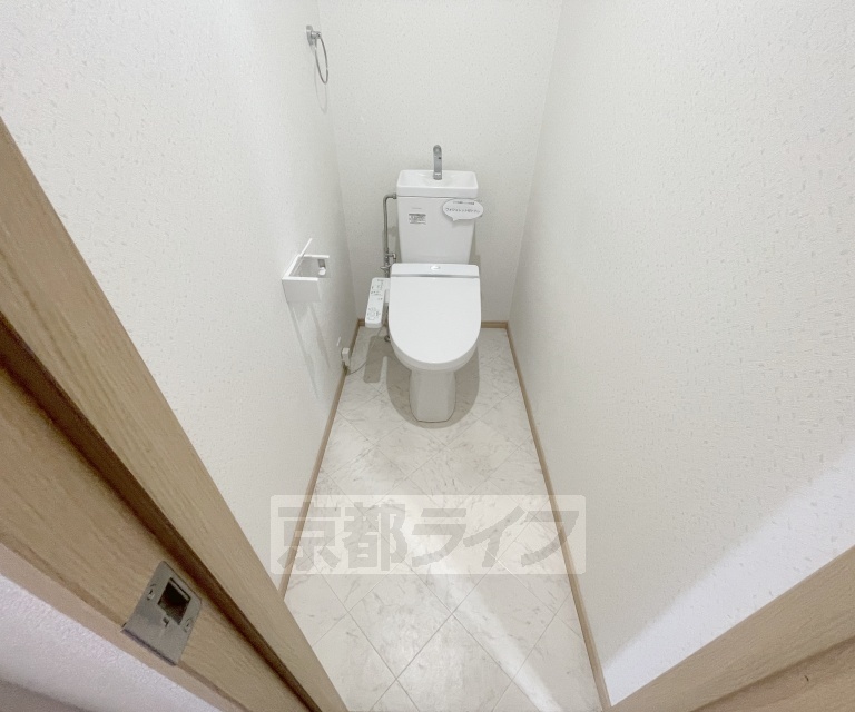 トイレ　ウォシュレット付きトイレ