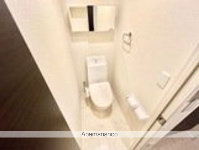 キーファのトイレ写真