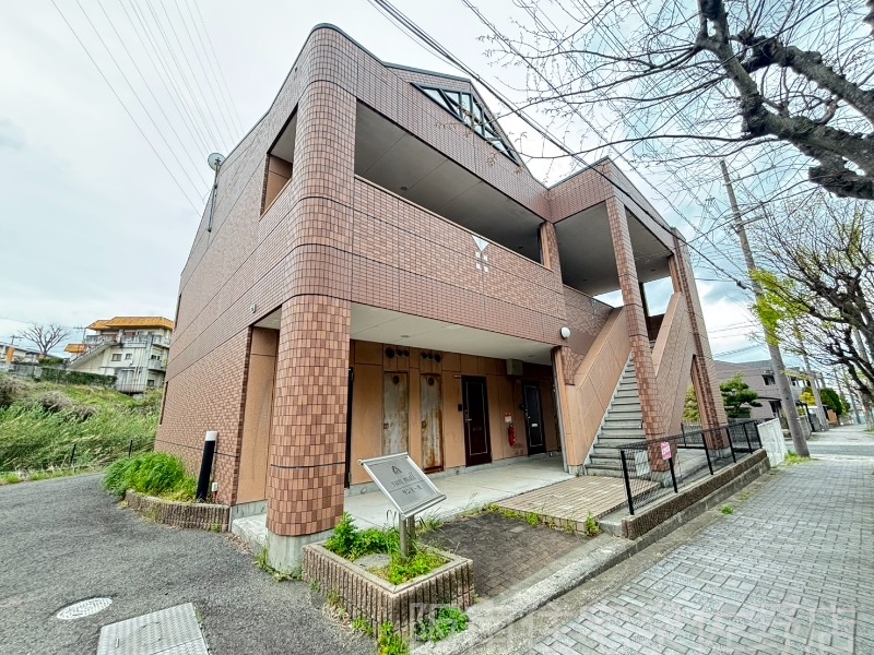 建物外観　外観写真（昼）