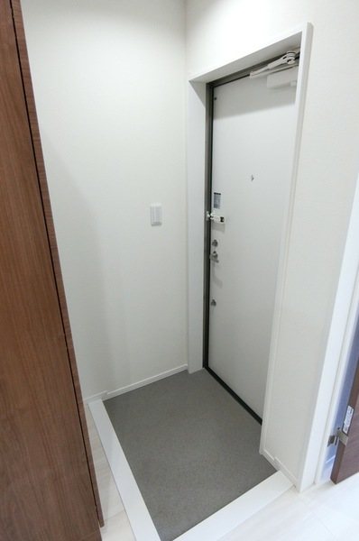 玄関　反転タイプ別室