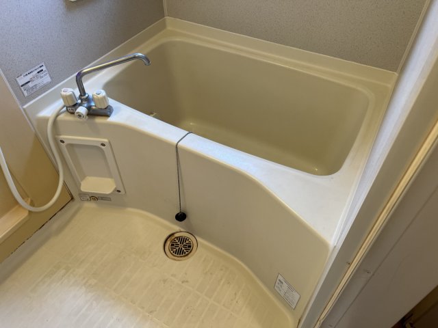 バス・シャワールーム　収納