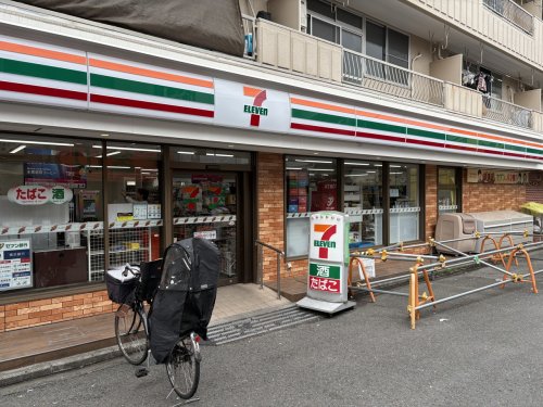 コンビニ　セブンイレブン よこはまばし店（コンビニ）まで268m