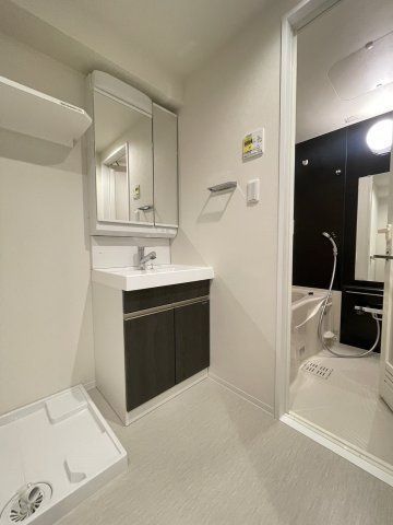 洗面設備　写真は同タイプ住居です