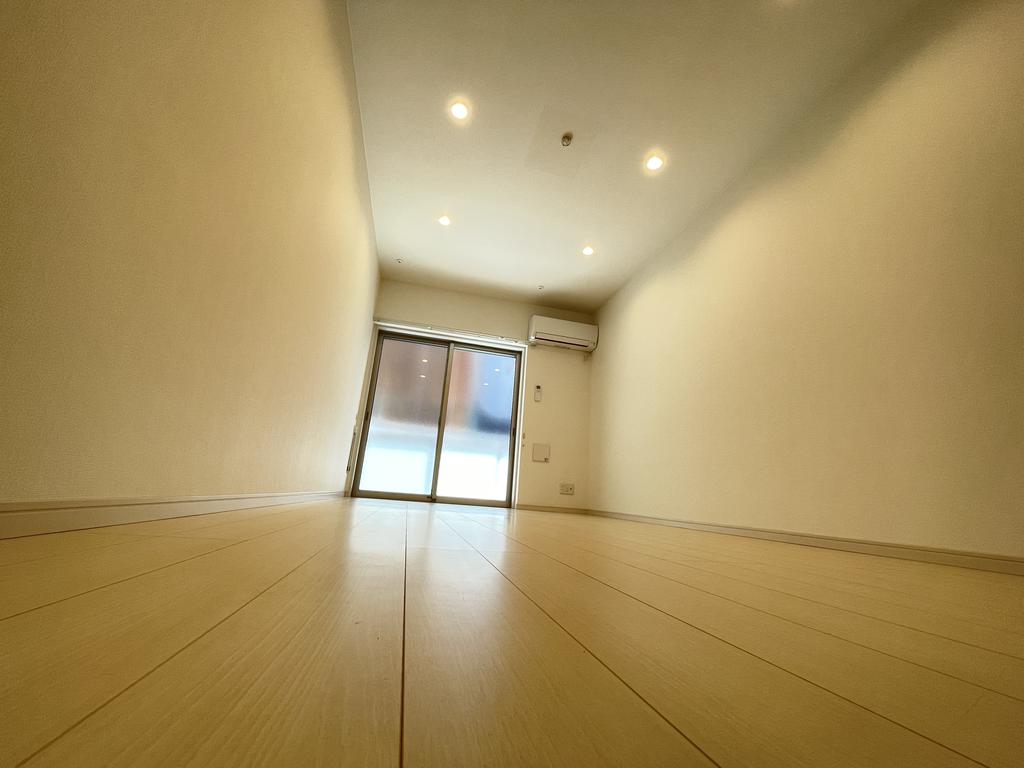 居室・リビング　明るくて広々としたお部屋♪