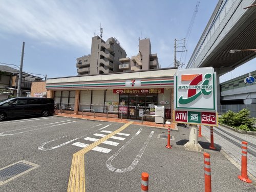 コンビニ　セブンイレブン 西宮甲子園7番町店（コンビニ）まで636m